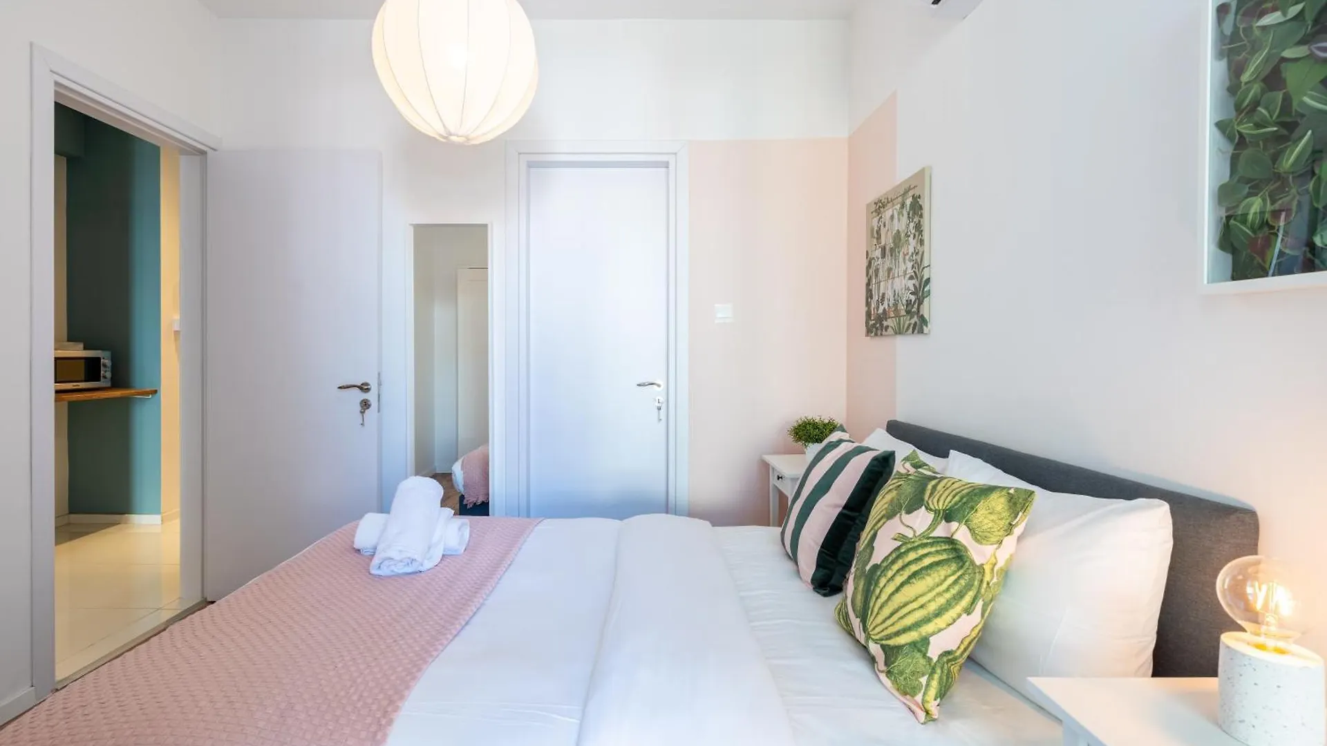 Hue 1-Bedroom Apartment In Larnaca Kıbrıs